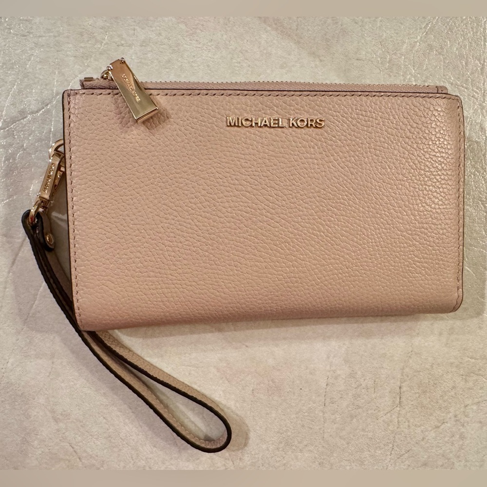 Michael Kors Jet Set Powder Blush Leather Double Zip Wallet Wristlet Like New